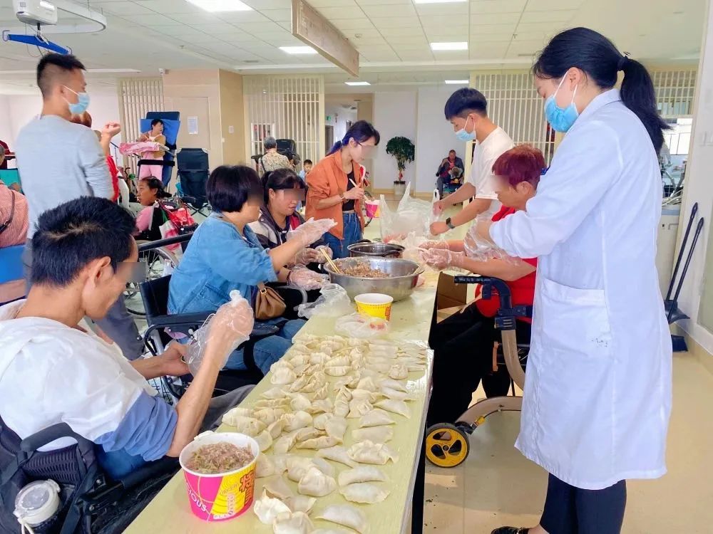 【保山安利醫(yī)院】“濃濃餃子香，深深關(guān)愛情”保山市殘聯(lián)肢體殘疾患者社會融入活動