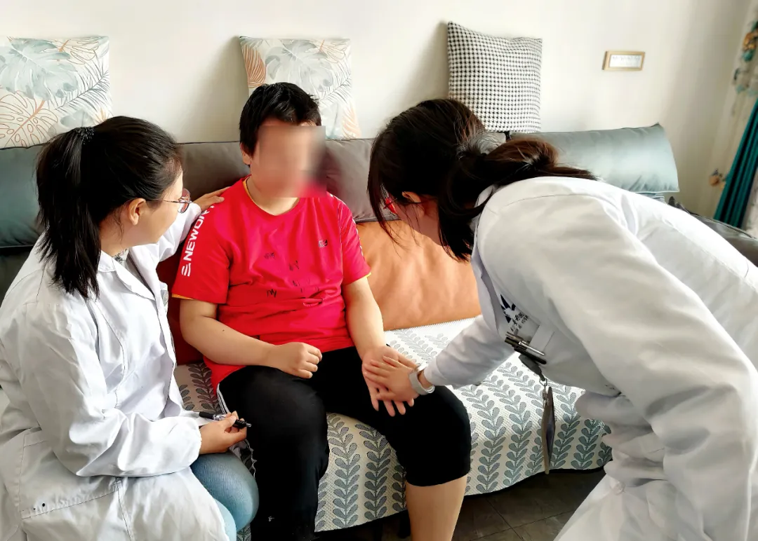 世界孤獨(dú)癥關(guān)注日丨“醫(yī)康教結(jié)合”聯(lián)合關(guān)愛行動(dòng)